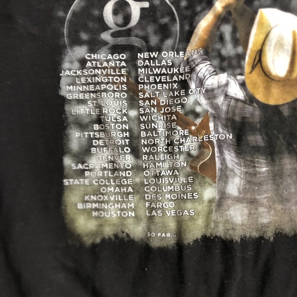 Black Graphic Garth Brooks World Tour Tee - Picture 5 of 13